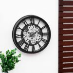 ROMAN NUMERAL RETRO WALL CLOCK